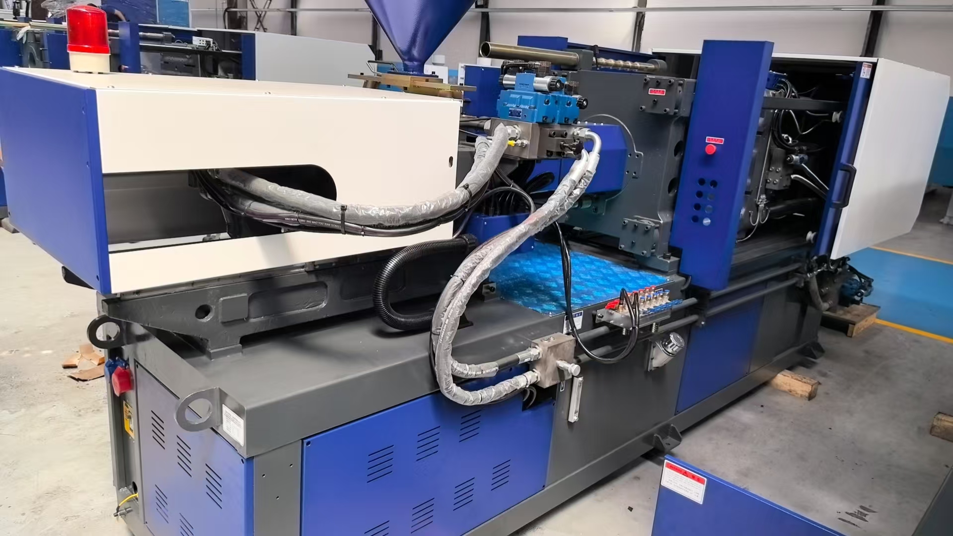 Conventional Machine: Revolutionizing Plastic Production