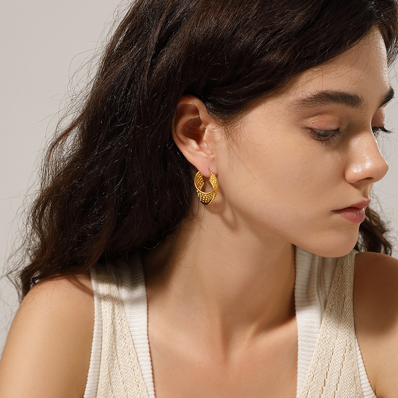 Boucles D'oreilles Créoles Zircons Rouge Acier Inoxydable Argenté - Neuf Avec étiquettes, Style Luxe Vintage